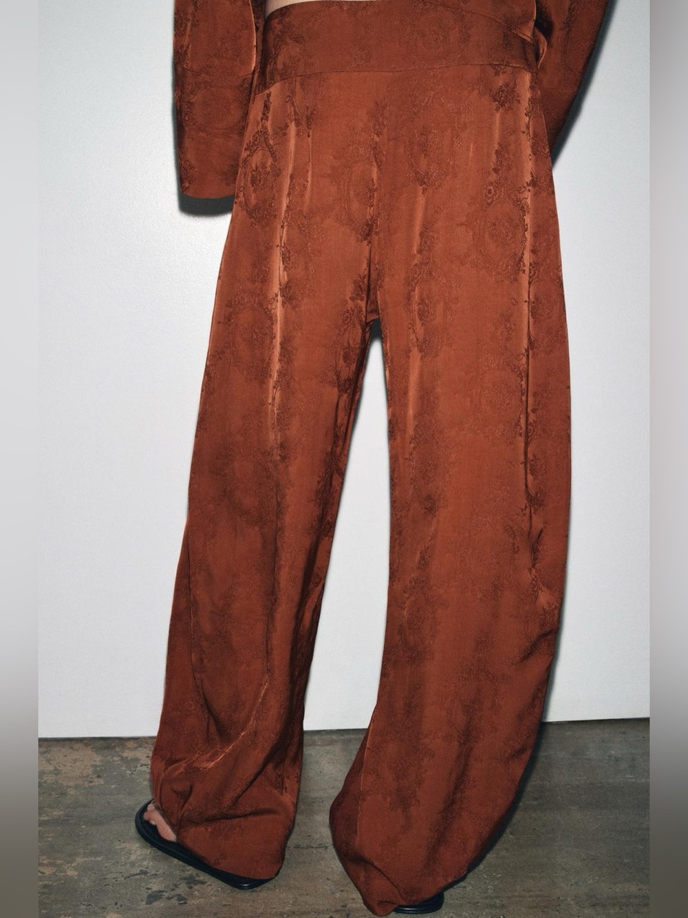 NWT. Zara ZW Collection Russet Viscose Jacquard Trousers. Size XS. - Picture 6 of 12